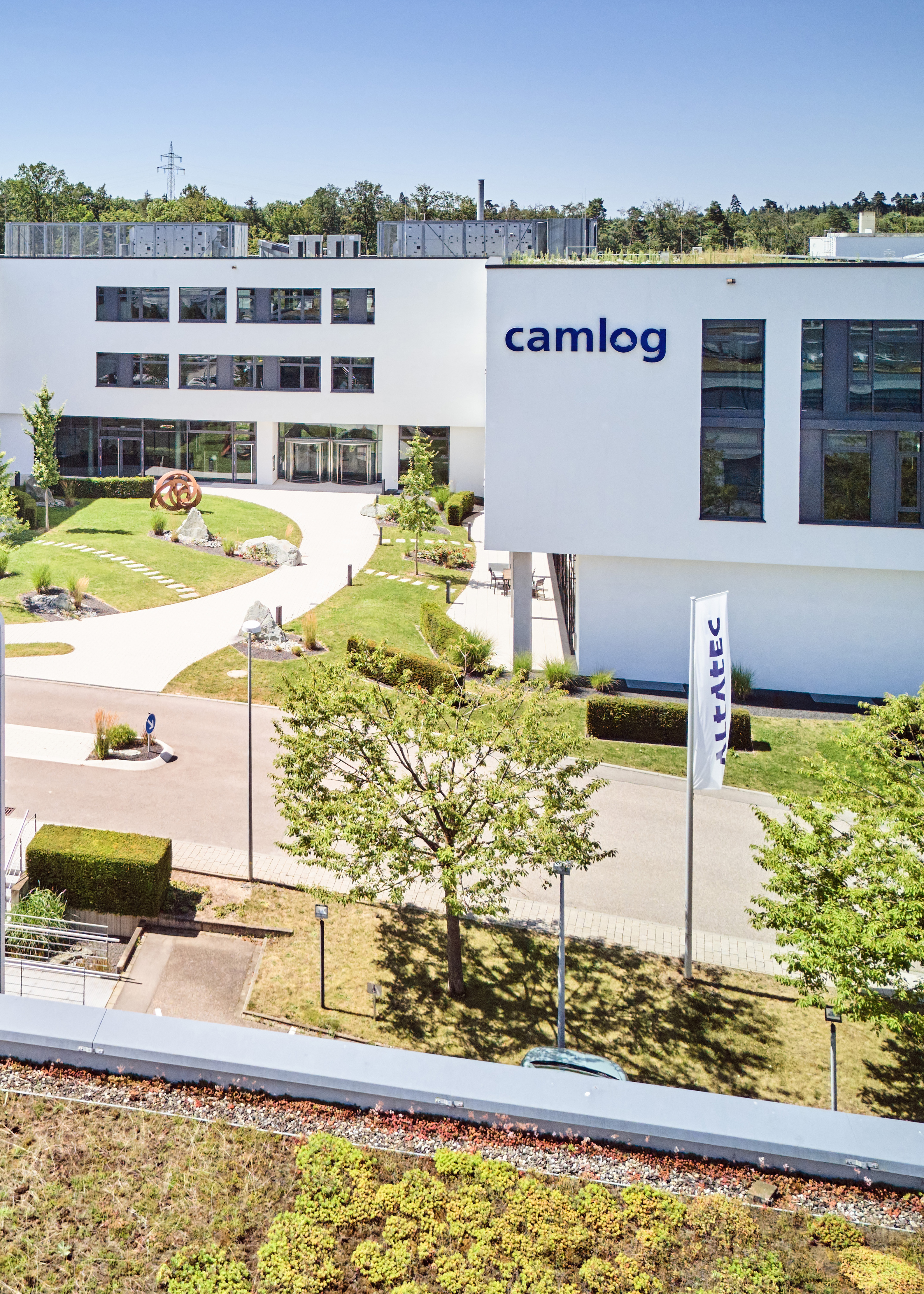 Darstellung des Eingangsbereichs des Camlog Firmengebäudes